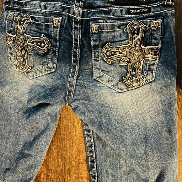 Miss Me Bermuda Cross shorts Size 12 - Picture 3 of 5